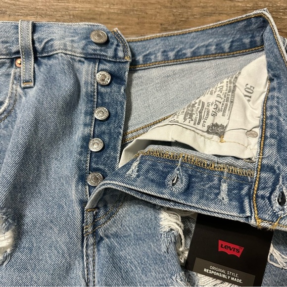 NWT Levi's 501 premium blue jean shorts - Picture 2 of 4